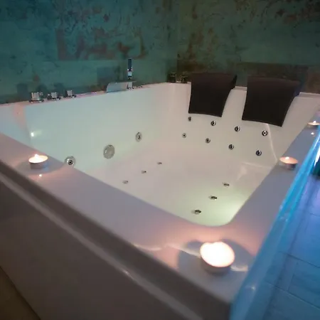 Azahara Casa Boutique Holiday home *